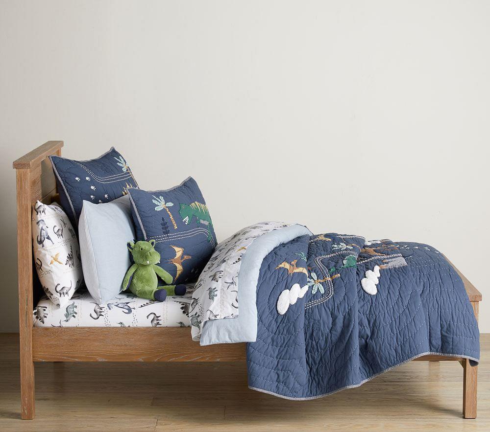 Jurassic Bedding Look